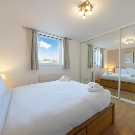 Timeless Elegance In Haggerston Apartment London
