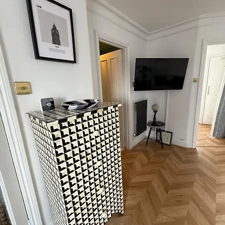 Cozy 1 Bed Flat With Terrace Close To Portobello London