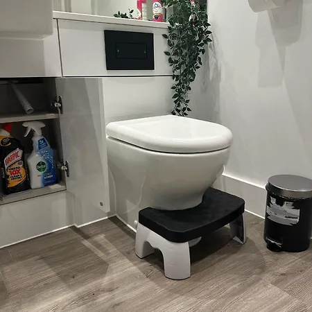 Panoramic Private And Bathroom In A Modern