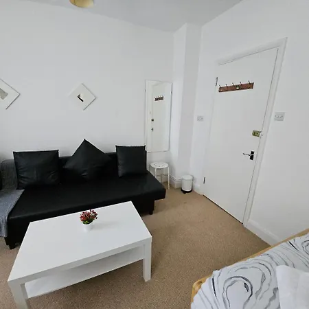 بيت ضيافة Comfy In لندن
