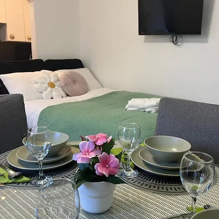 Lovely Entire In Kings Cross St Pancras * London