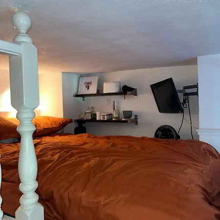 Apartment Maisonette Flat In Putney