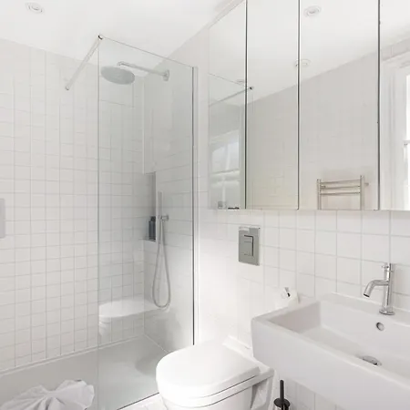 Hafh In Farringdon- Stylish 1bedroom Apartment *