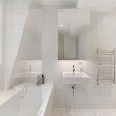 Hafh In Farringdon- Stylish 1bedroom *