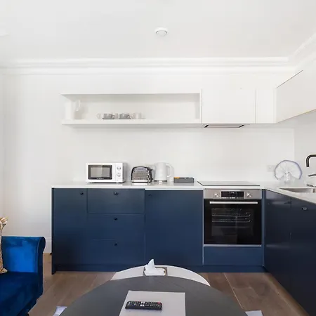 Hafh In Farringdon- Stylish 1bedroom London