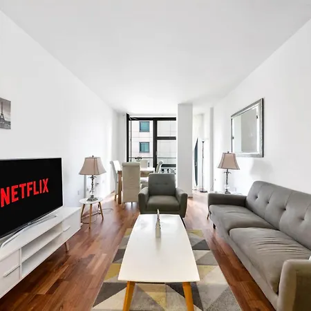 Apartment Londwell, Canary Wharf River Thames Balcony Retreat