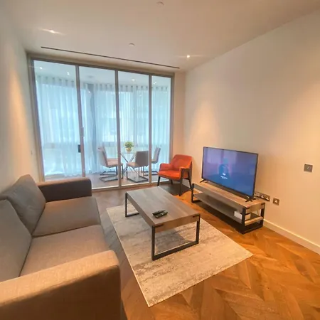 Apartment Battersea 2 Bed Riverside London