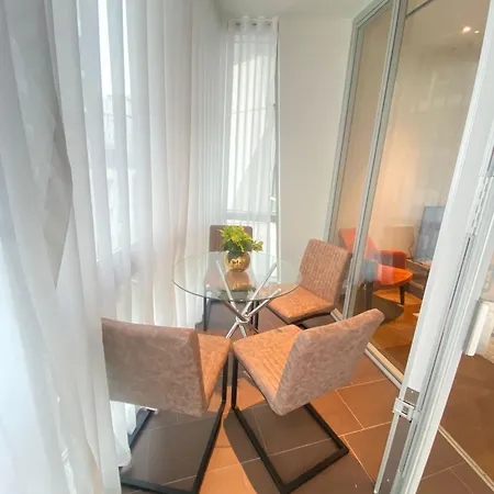 Battersea 2 Bed Riverside *