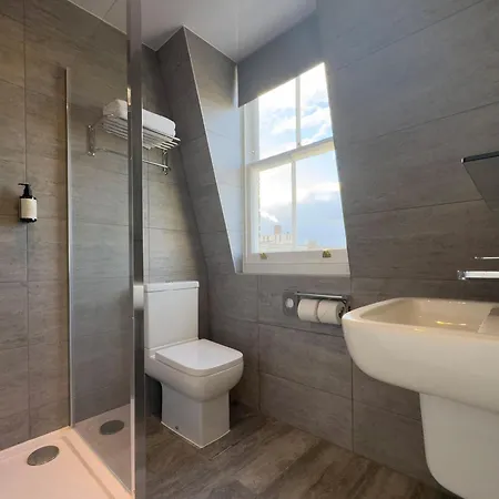 Berjaya Eden Park 3* Londra