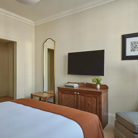 K+k George Kensington Hotel London