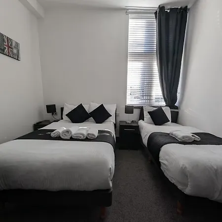 Oyo Firs London Heathrow Penzion 2*