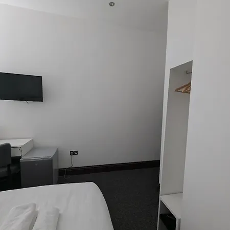 Oyo Firs London Heathrow 2*