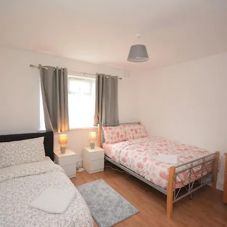 Apartment Lovely 2 Bedroom In Greater