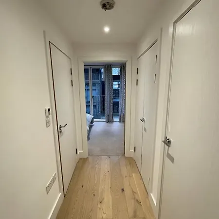Domo94 - Heart Of Camden Town Apartment *