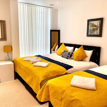 Modern Excel 2 Bedrooms 2 Bathrooms, Parking, Kitchen, Lounge, Balcony London