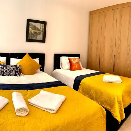 شقة Modern Excel 2 Bedrooms 2 Bathrooms, Parking, Kitchen, Lounge, Balcony