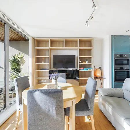 Riverside - 2 Bedroom & Free Parking Apartment Barking (Greater London)