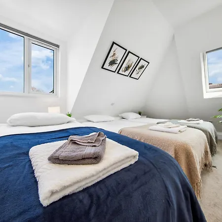 Apartment Rockstar Greyz - Sleeps 7 - The Hyde
