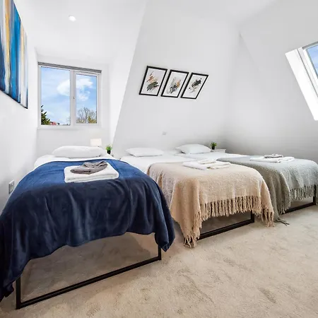 Rockstar Greyz - Sleeps 7 - Apartment The Hyde