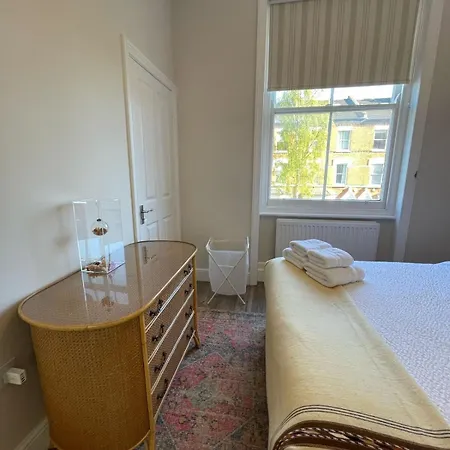 Cozy One Bedroom Close To Abbey Road