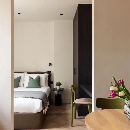 Fivem West Hampstead - North Apartment London