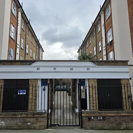 Comfy 1-bed Flat Near Kensington Apartment *