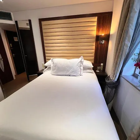 En-suite 301