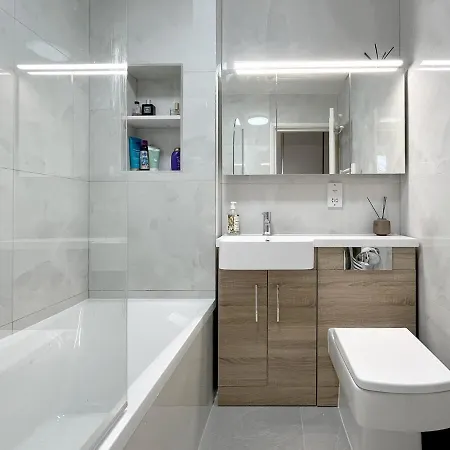 Luxury Bright Kensington Designer Entire Flat Apartment London