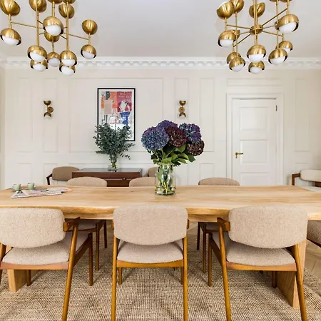 Holiday home House Of Bobbin - Hyde Park Mansion *