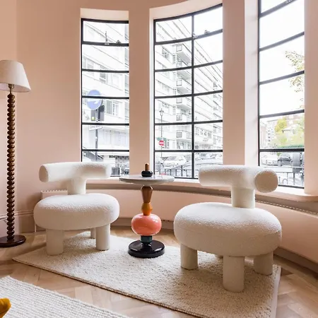 House Of Bobbin - Hyde Park Mansion *