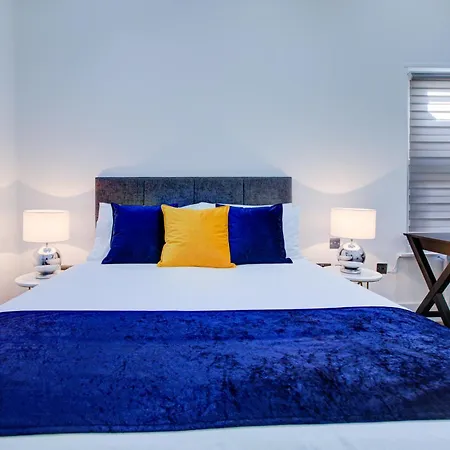Hybrid Resi - London, Wandsworth Close To Clapham