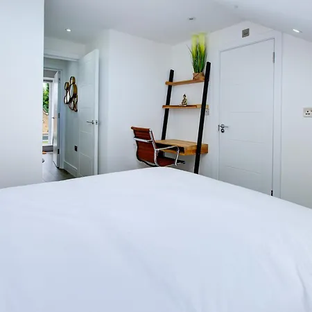 Hybrid Resi - London, Wandsworth Close To Clapham * Londres