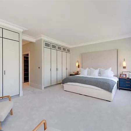 6 Million Pound Designer Belgravia Residences Sleeps 10 * London