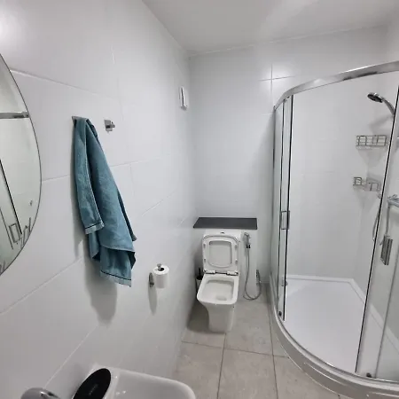 Boutique Contemporary Hyde Park Flat Apartment London