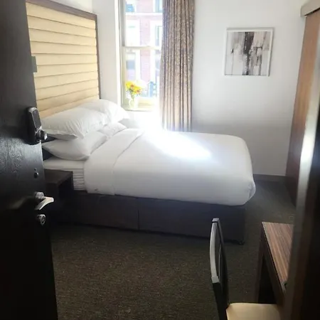 En-suite Boutique 102 Apartment *