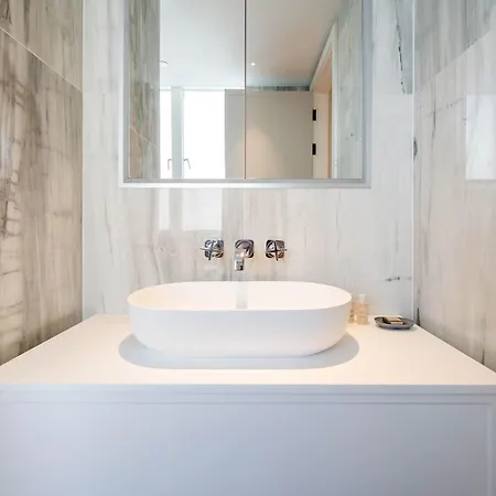 Apartment Fitzrovias 3 Bedroom 4 Bathroom Penthouse With Terrace Aircooling And Lift London