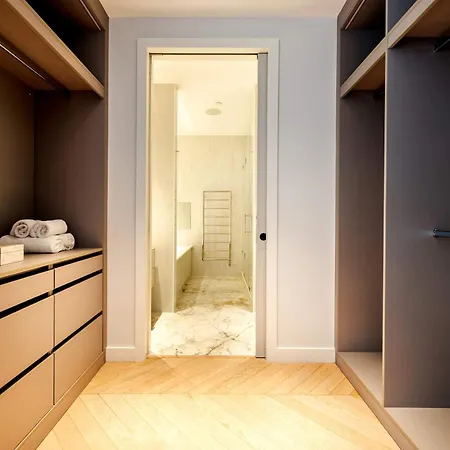 Fitzrovias 3 Bedroom 4 Bathroom Penthouse With Terrace Aircooling And Lift * London