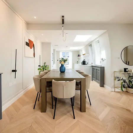 Fitzrovias 3 Bedroom 4 Bathroom Penthouse With Terrace Aircooling And Lift * London