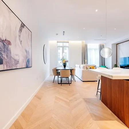Private & Exclusive In The Heart Of Fitzrovia *