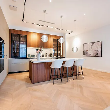 Private & Exclusive In The Heart Of Fitzrovia