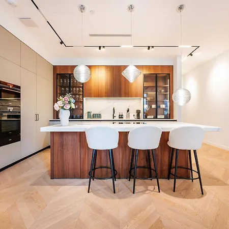 Private & Exclusive In The Heart Of Fitzrovia * London