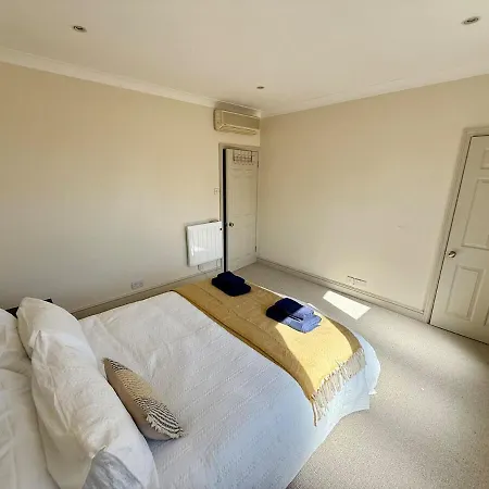 Spacious 3 Bed Kings Road Sw6 Lejlighed *