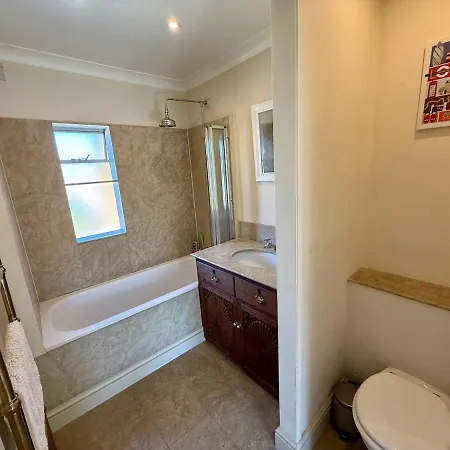 Spacious 3 Bed Kings Road Sw6 Lejlighed