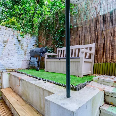 Cosy 1bd Flat Heart Of North West * London