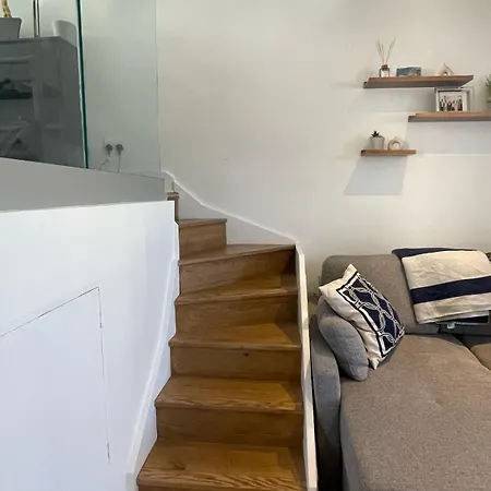 Boutique 2br With Roof Terrace Near Tube - West Kensington Apartment