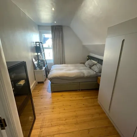 Apartment Boutique 2br With Roof Terrace Near Tube - West Kensington