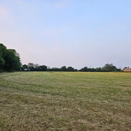 Readers Field Glamping Luxury tent *