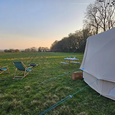 Readers Field Glamping * Great Sampford