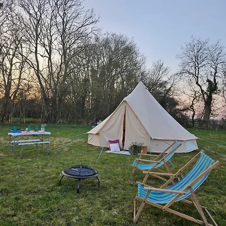 Readers Field Glamping
