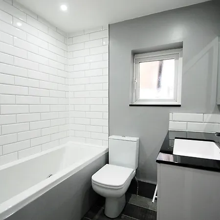 Holiday home Quiet 5 Bed Vauxhall House With Garden And Roof Terrace *
